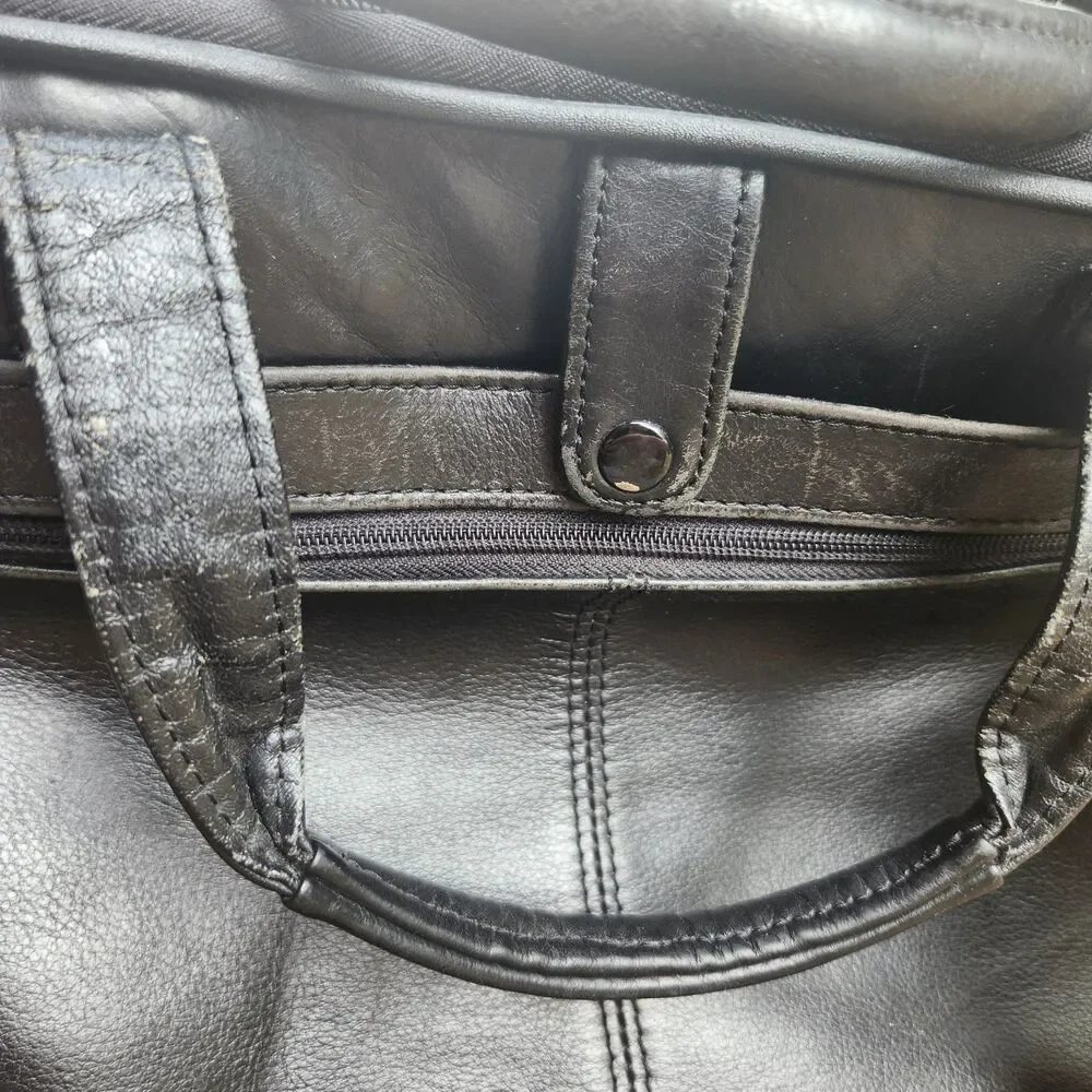 Samsonite Leather Expandable Laptop Messenger Briefcase Bag Black 15.4” Screen